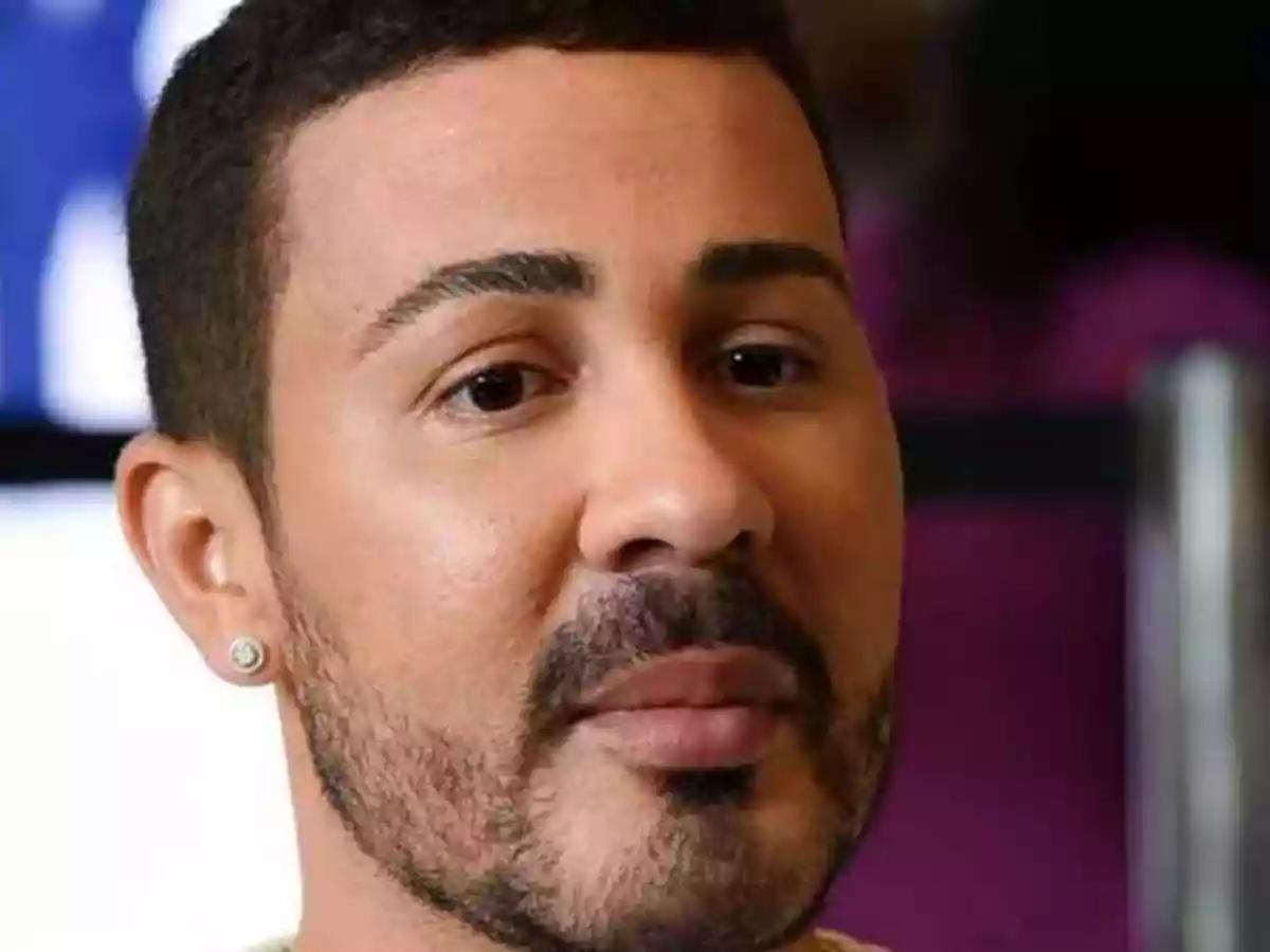 Carlinhos Maia surge aos prantos e motivo é esclarecido