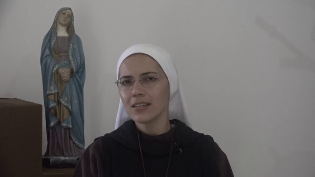 Irmã Raquel e a Imagem de Jesus: Fenômeno Misterioso Intriga Fiéis