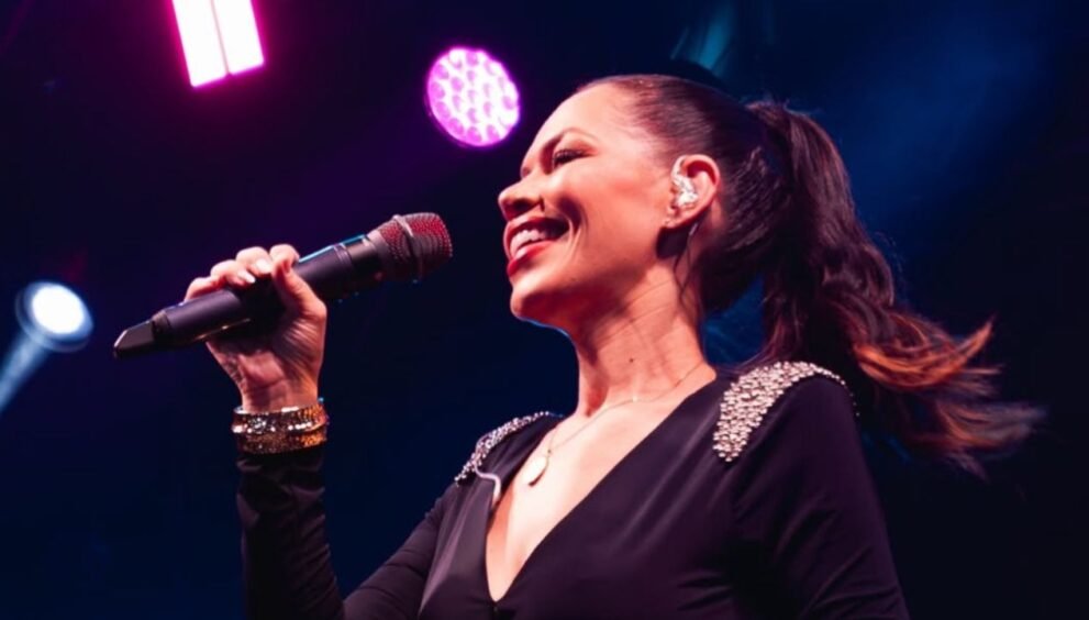 Com agenda lotada, Kelly Silva celebra os resultados positivos da parceria com a Naipe Music