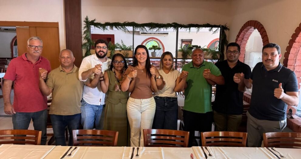 JATOBÁ VIVE UM NOVO MOMENTO POLÍTICO! A pré-candidata a Deputada Federal Juliana de Chaparral fortalece sua base em Jatobá-PE!