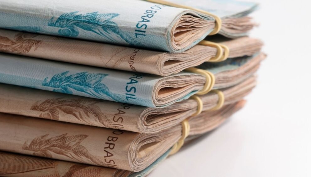 Bilhões de reais ainda estão parados em contas esquecidas